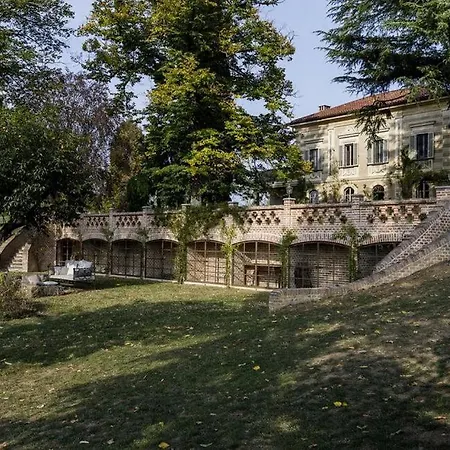 Piedmont Il Vecchio Cipresso